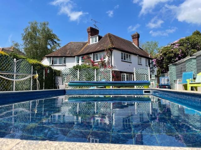 Hazelwick Guest House Hookwood Exterior foto